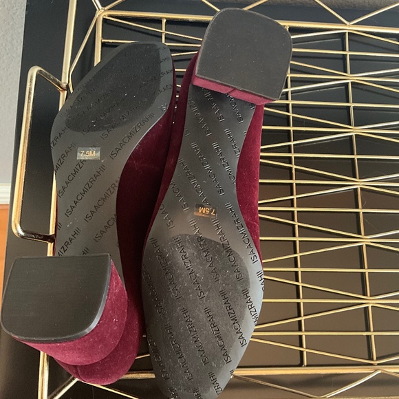 NWOT Holiday Party Velvet Embellished Block Heel Comfy Pumps Christmas Red 7.5 - Picture 6 of 8